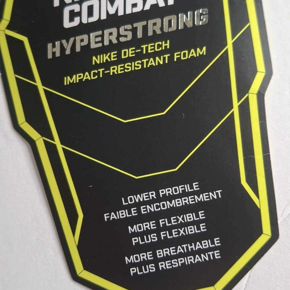 Nike Pro Combat Hyperstrong Compression Pad - image 3